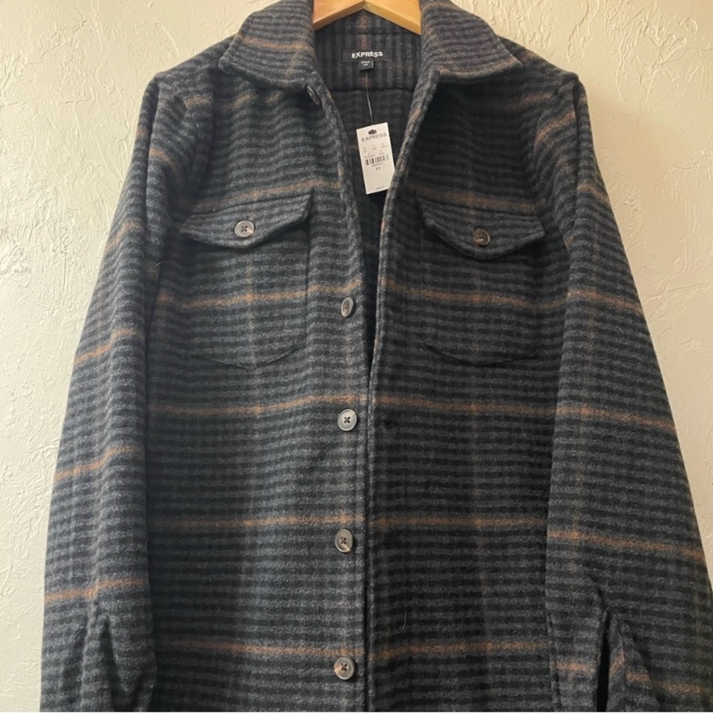 NWT EXPRESS CARAMEL & CHARCOAL PLAID SHACKET